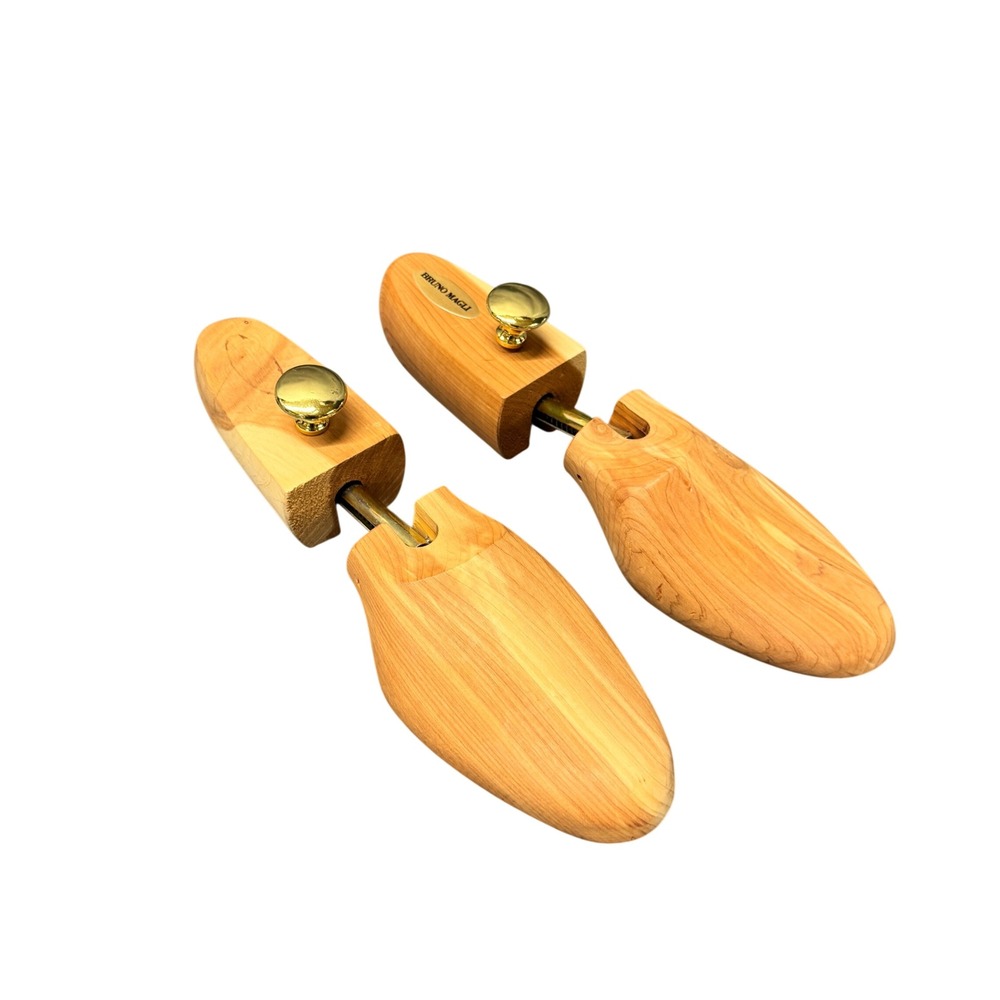 Bruno Magli Shoe Trees Mens Cedar Wood Gold Knob Accessory Adjustable Regular
